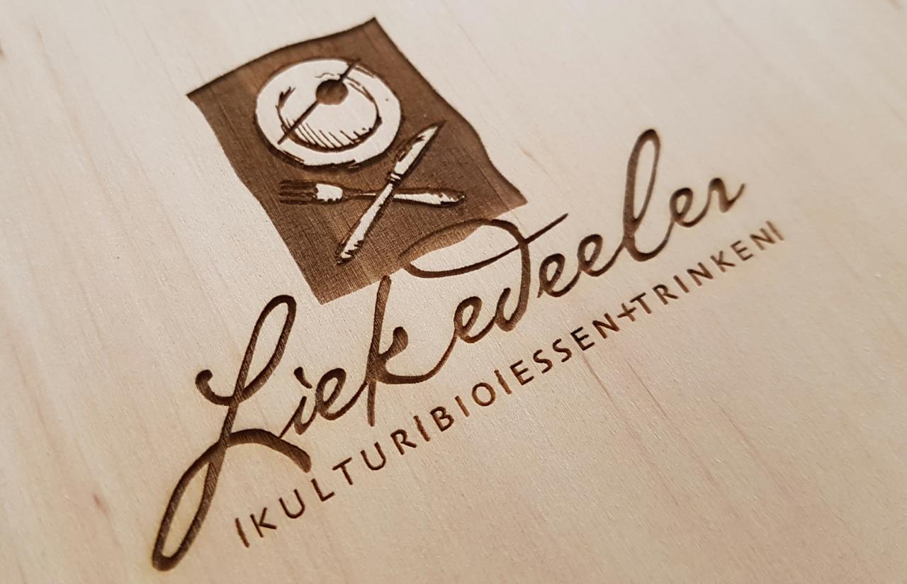 Laser Gravuren bis 600 cm² - regelmäßige Form